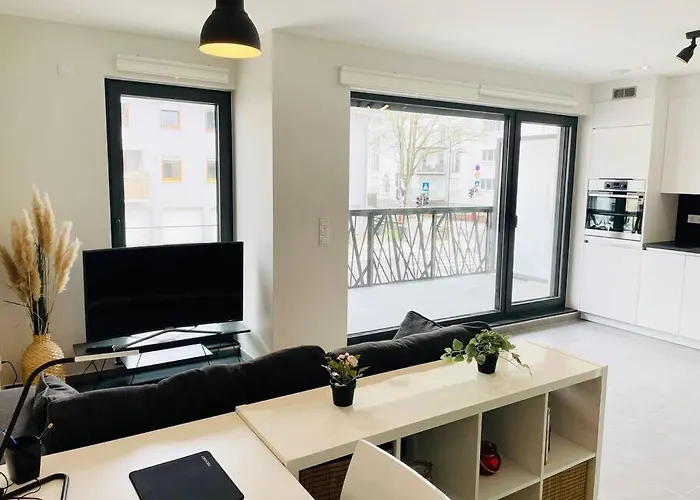 New One Bedroom Flat- Terrace & Parking